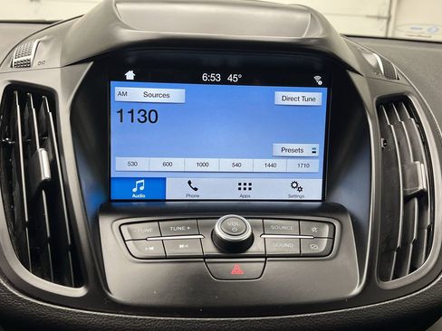 Used 2019 Ford Escape SEL image 17