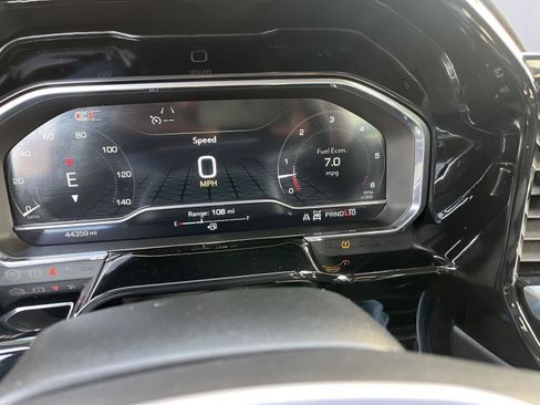 Used 2025 GMC Sierra 1500 SLT image 28