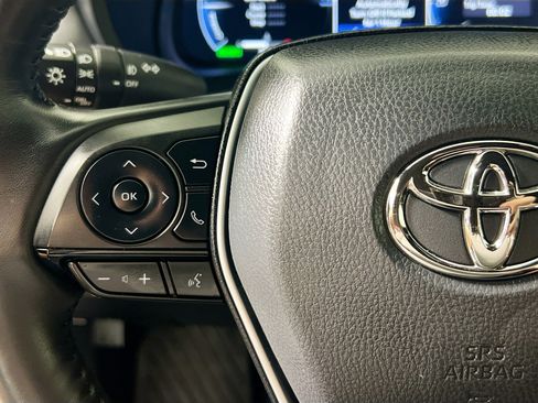 Used 2023 Toyota Venza Limited AWD/4WD image 18