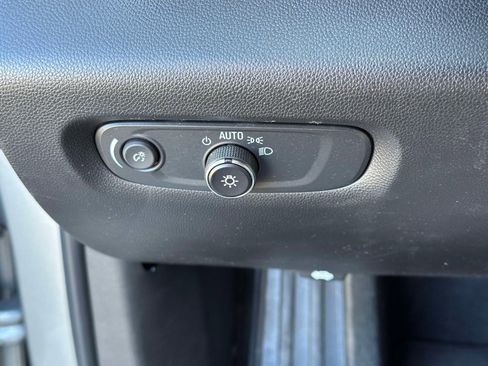 Certified 2023 Chevrolet Traverse LT w/ LT Premium Package image 22