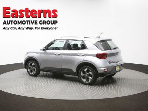 Used 2023 Hyundai Venue SEL image 64