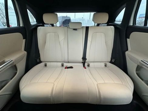 Used 2026 Mercedes-Benz GLA 250 4MATIC image 17