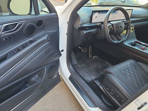 Used 2026 Genesis GV80 3.5T Prestige AWD/4WD image 10