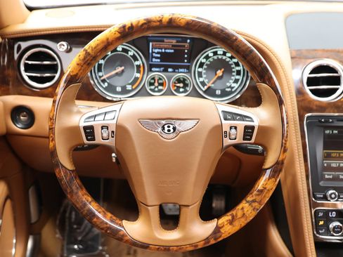 Used 2014 Bentley Flying Spur W12 AWD/4WD image 28