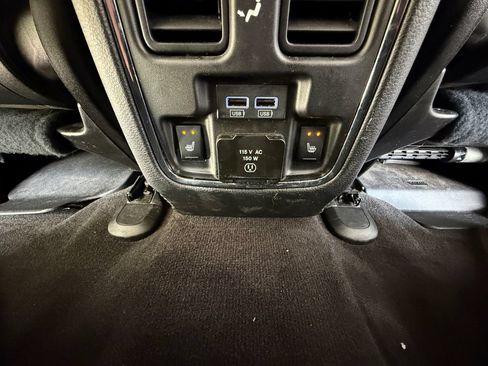 Used 2021 Jeep Grand Cherokee Trailhawk w/ Premium Lighting Group AWD/4WD image 16