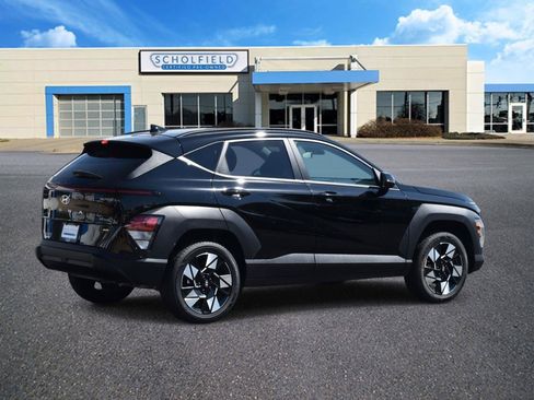Used 2025 Hyundai Kona SEL AWD/4WD image 3