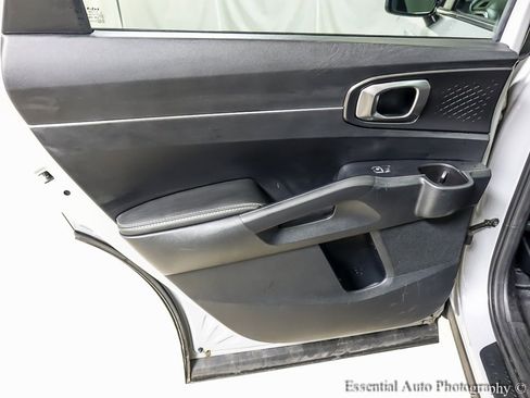 Used 2024 Kia Sorento S w/ Panoramic Sunroof Package image 23