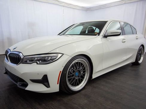 Used 2020 BMW 330i xDrive Sedan w/ Convenience Package image 29