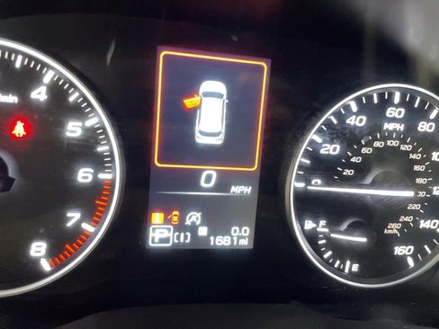 Used 2025 Subaru Forester Premium image 13