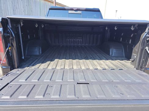 Used 2025 GMC Sierra 1500 AT4X AWD/4WD image 8