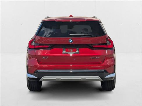 Used 2026 BMW X1 xDrive28i w/ Technology Package AWD/4WD image 8