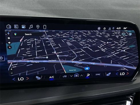 New 2026 Chevrolet Traverse LT w/ Sun and Wheel Package image 14