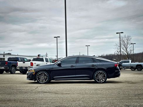 Used 2024 Kia K5 GT w/ GT1 Package image 7