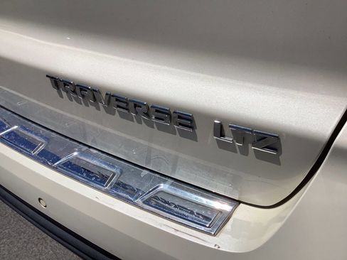 Used 2015 Chevrolet Traverse LTZ AWD/4WD image 29