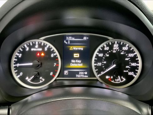 Used 2018 Nissan Sentra SL image 16