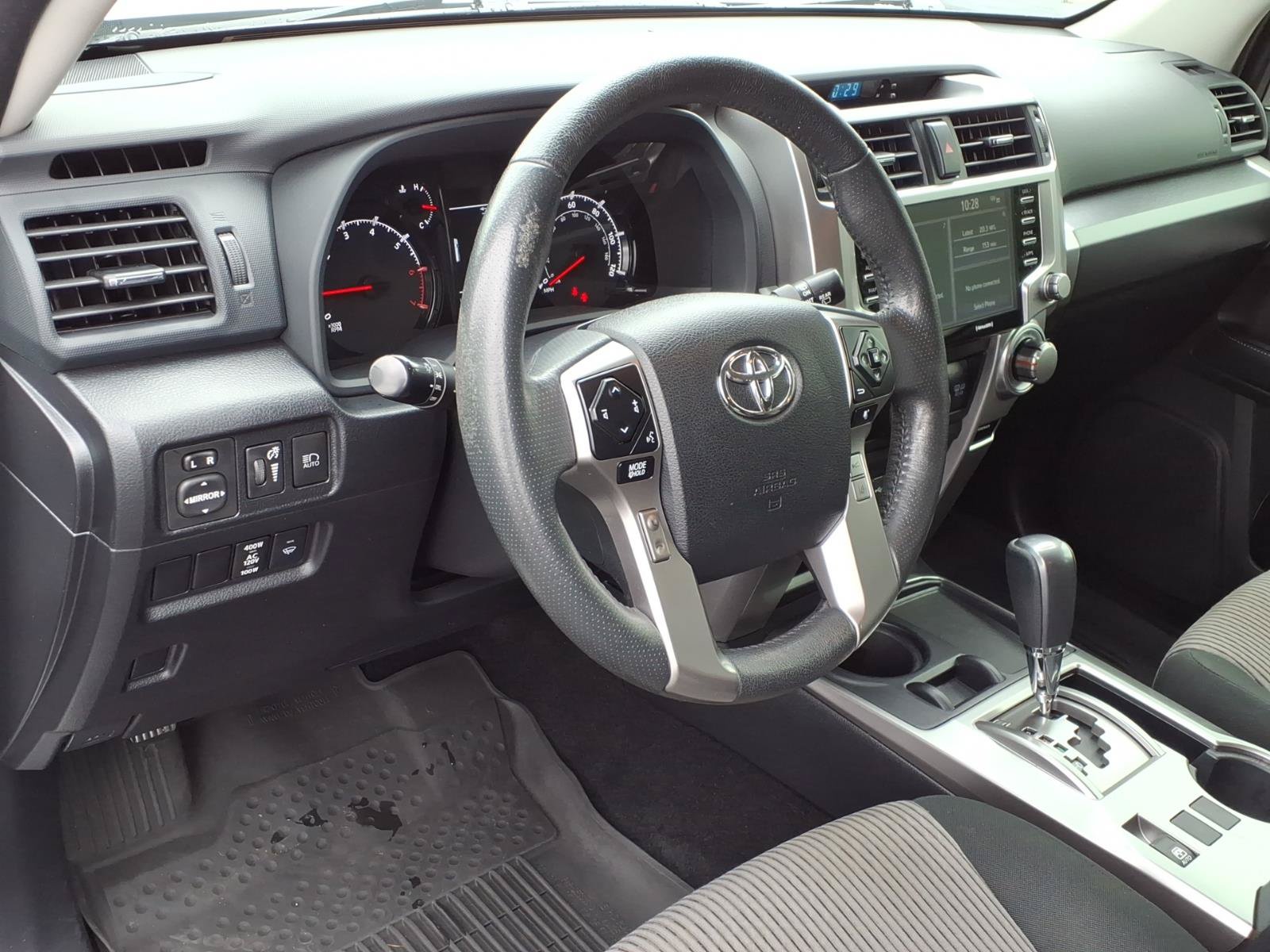 Used 2022 Toyota 4Runner SR5 RWD image 20