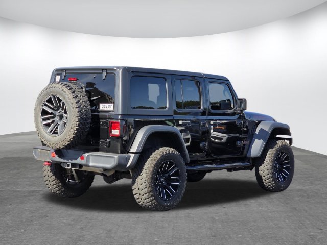 Used 2018 Jeep Wrangler Unlimited Rubicon AWD/4WD image 3