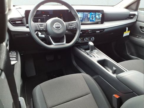 New 2026 Nissan Kicks S FWD image 13