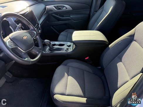 Certified 2023 Chevrolet Traverse LT FWD image 15