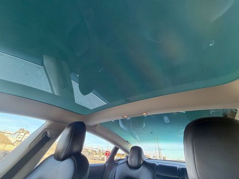 Used 2018 Tesla Model 3 RWD image 14