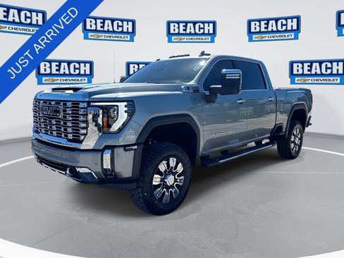 Used 2024 GMC Sierra 2500 Denali AWD/4WD image 1