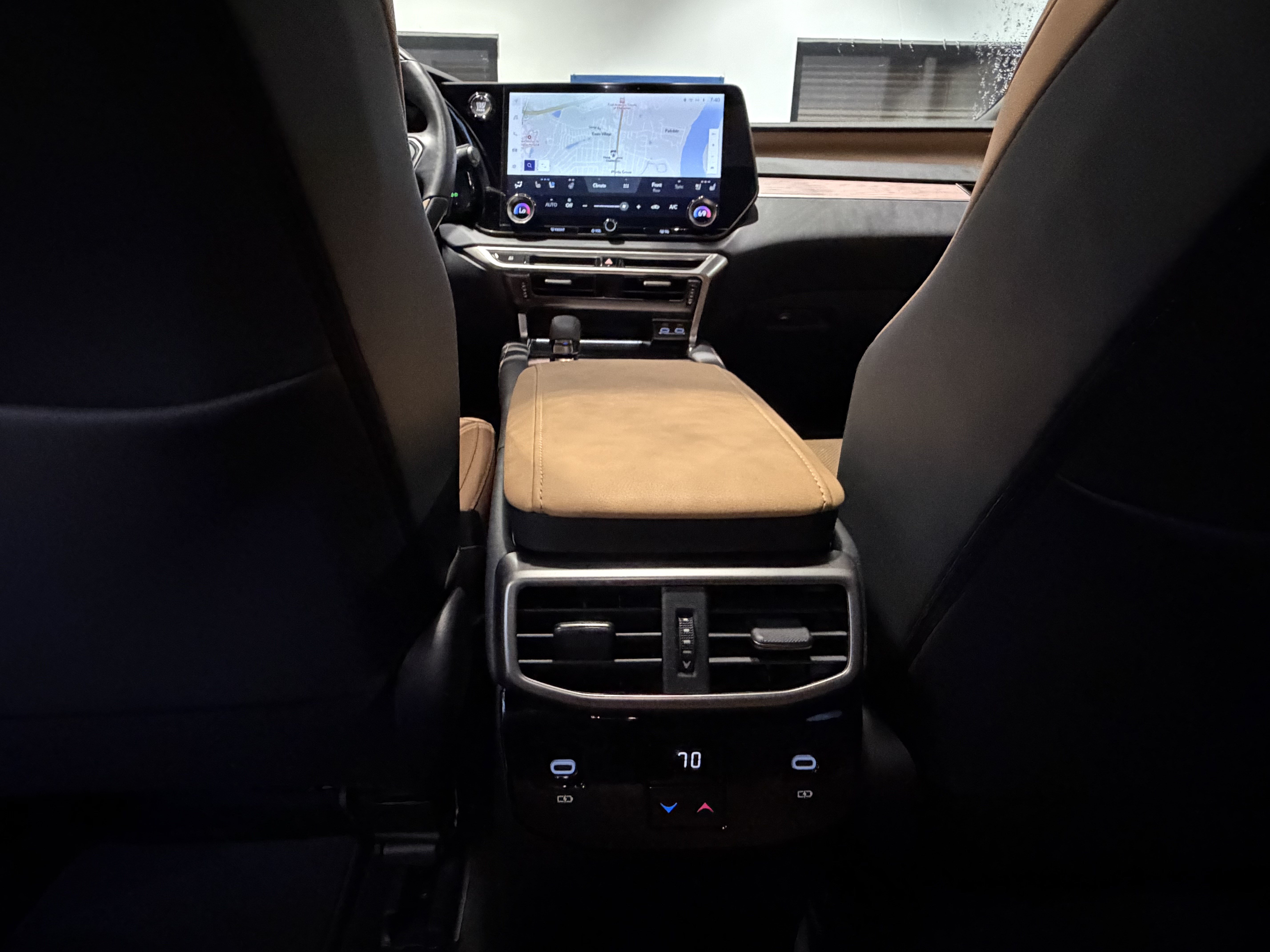 Used 2026 Lexus RX 350 Premium w/ Accessory Package (Z1) FWD image 36