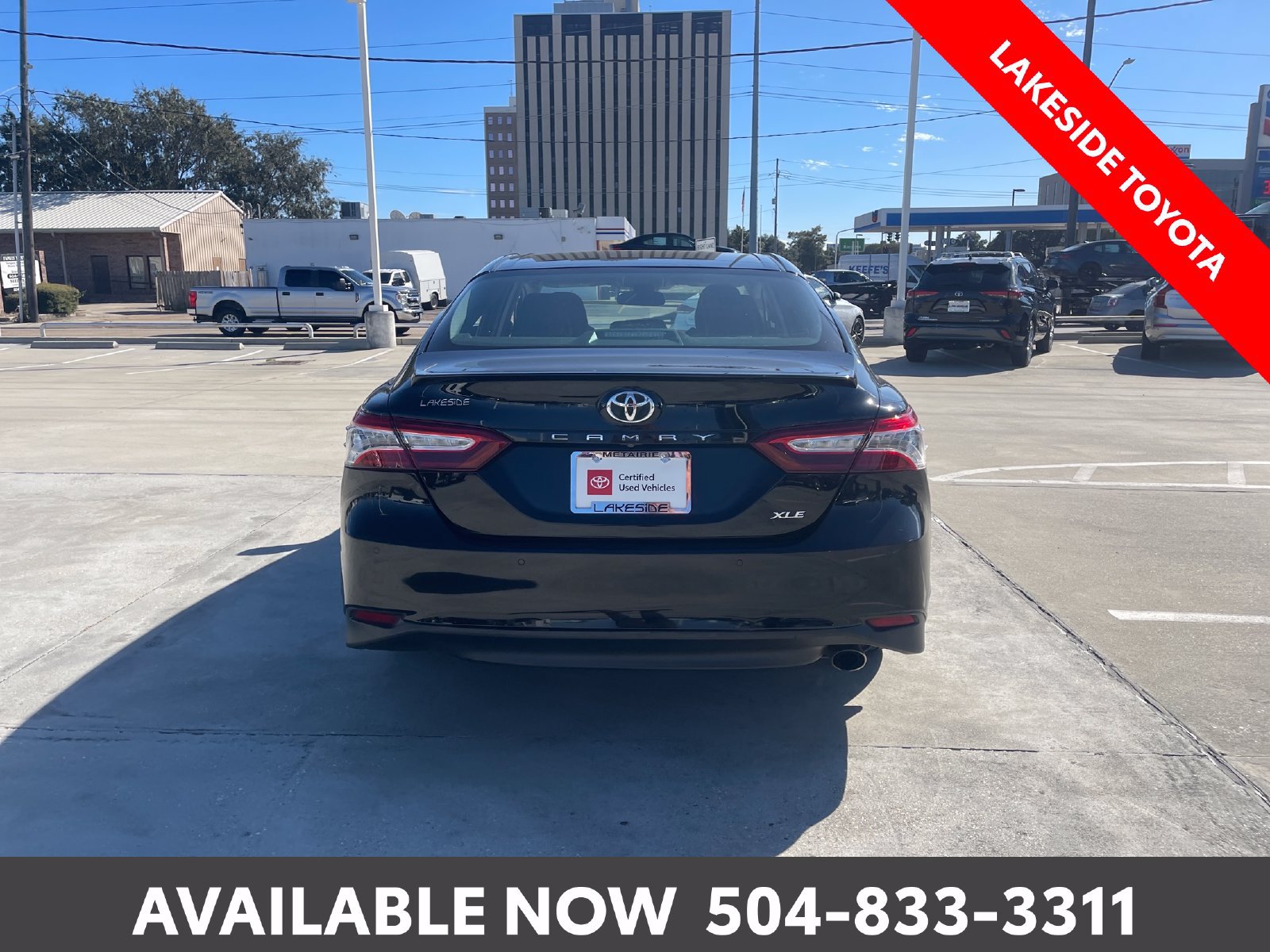 Certified 2018 Toyota Camry XLE FWD image 5