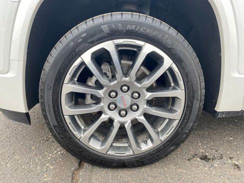 Used 2023 GMC Acadia Denali w/ LPO, Floor Liner Package FWD image 24
