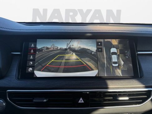 Used 2020 Kia Cadenza Limited image 24