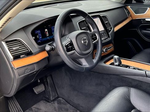 Used 2023 Volvo XC90 B6 Plus w/ Protection Package Premier AWD/4WD image 17