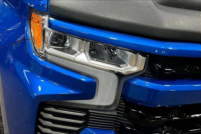 Used 2023 Chevrolet Silverado 1500 RST w/ Convenience Package II AWD/4WD image 30
