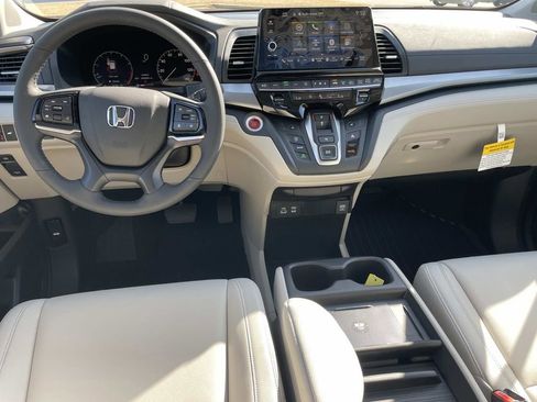 New 2026 Honda Odyssey EX-L image 11