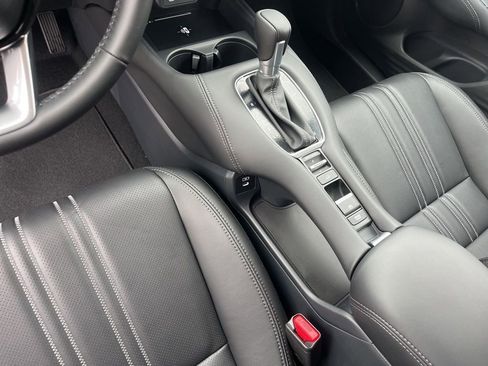 New 2026 Honda HR-V EX-L image 11