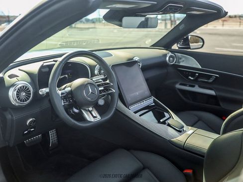 Used 2025 Mercedes-Benz SL 55 AMG 4MATIC image 47