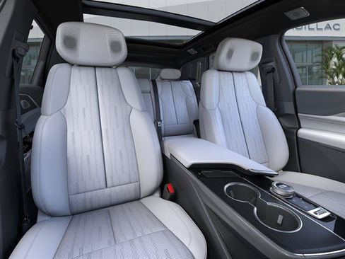 New 2026 Cadillac Lyriq Signature Sport AWD/4WD image 16