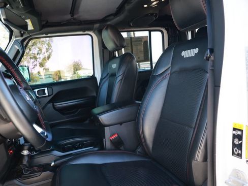 Used 2021 Jeep Gladiator Rubicon AWD/4WD image 20