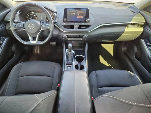 Used 2022 Nissan Altima 2.5 SV w/ SV Premium Package FWD image 15