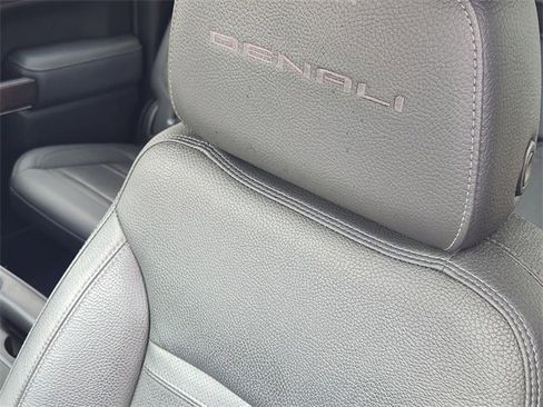 Used 2020 GMC Sierra 1500 Denali w/ Technology Package image 15