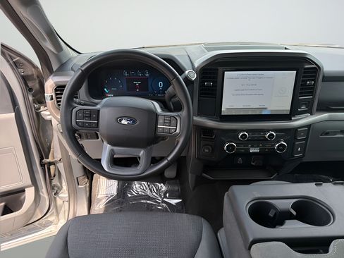Used 2025 Ford F150 XLT w/ Equipment Group 301A Standard RWD image 26