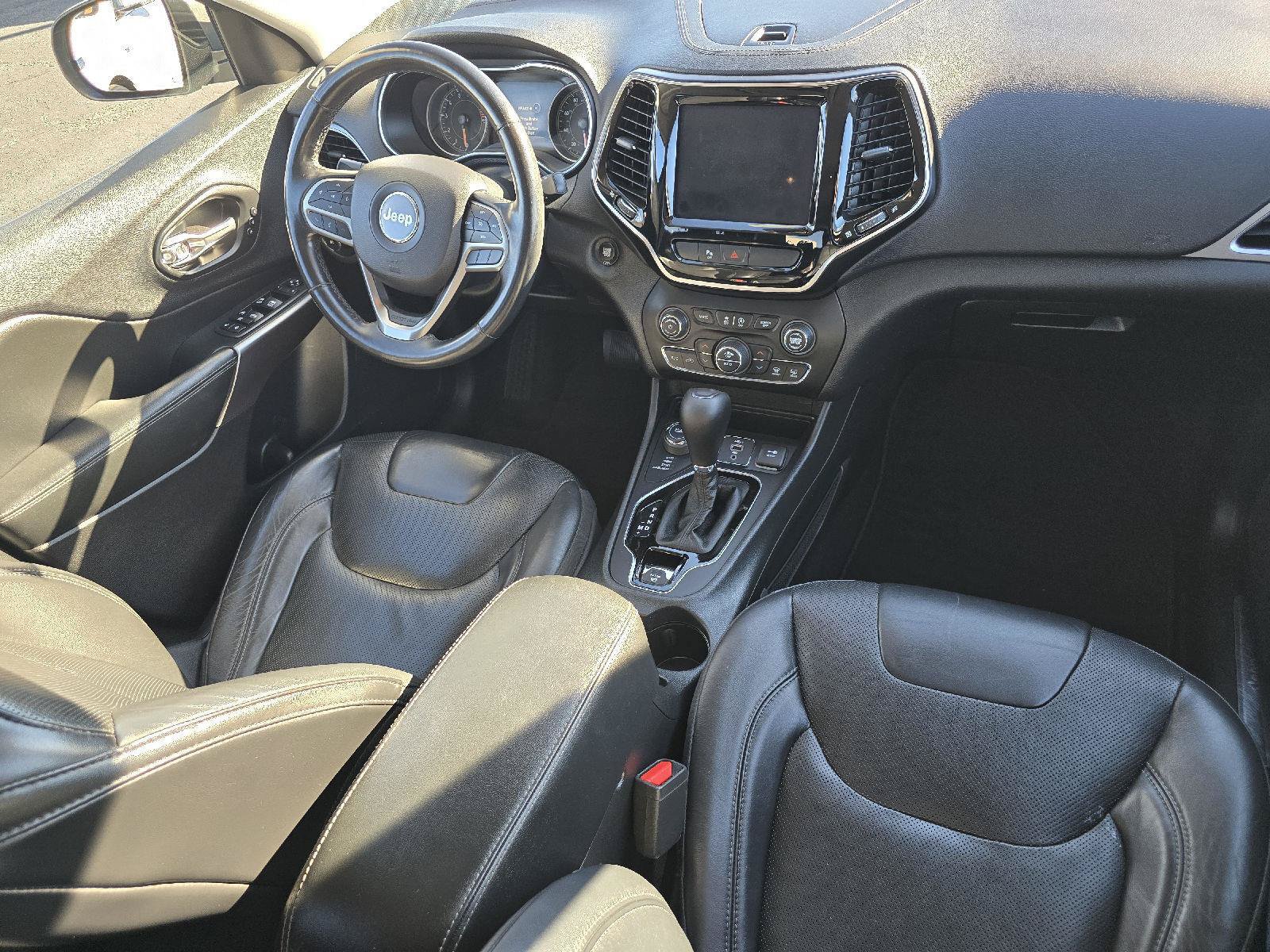 Used 2019 Jeep Cherokee Limited AWD/4WD image 15