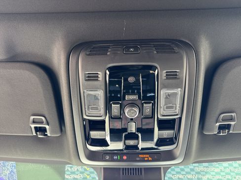 Used 2026 GMC Yukon Denali Ultimate w/ LPO, Floor Liner Package image 27