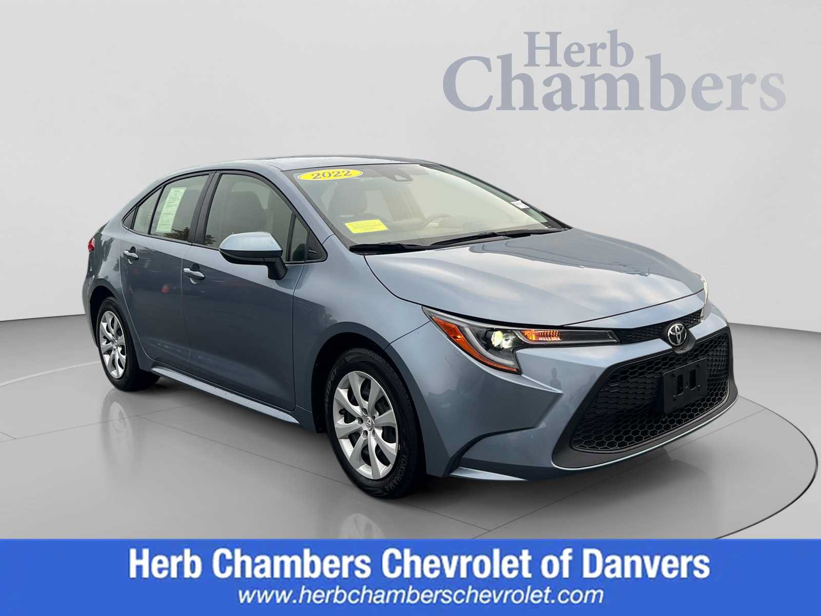 Used 2022 Toyota Corolla LE FWD image 1