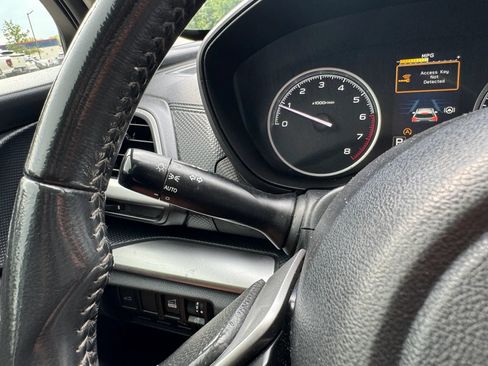 Used 2020 Subaru Forester Premium AWD/4WD image 11