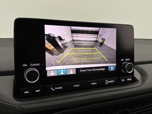 Used 2025 Honda Accord SE image 19