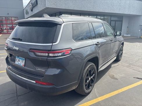 Used 2023 Jeep Grand Cherokee L Limited image 10