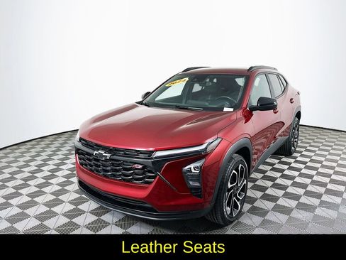 Used 2024 Chevrolet Trax RS image 5