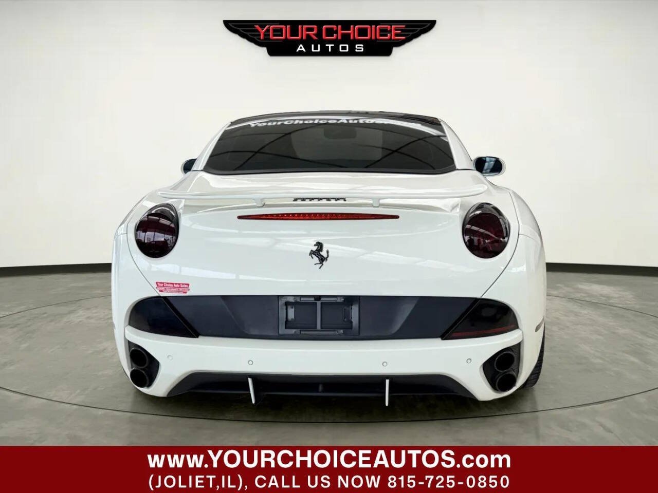 Used 2012 Ferrari California RWD image 9