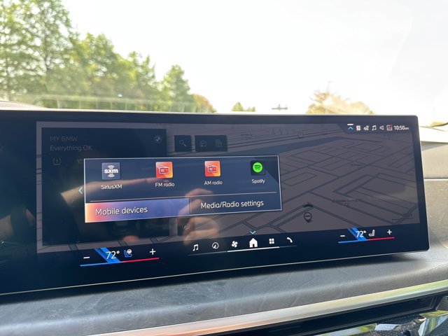 Certified 2026 BMW X7 xDrive40i w/ Premium Package AWD/4WD image 17
