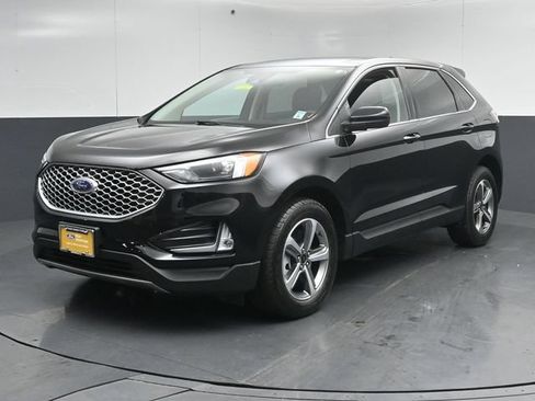 Certified 2023 Ford Edge SEL w/ Convenience Package AWD/4WD image 3