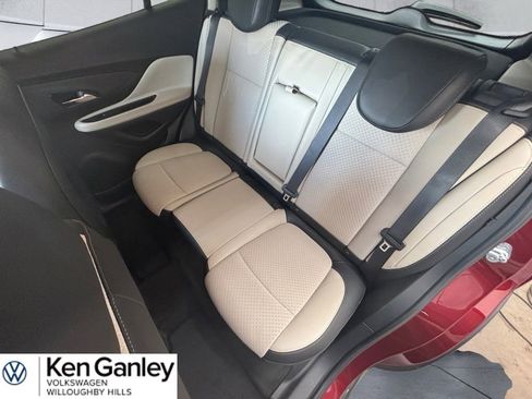 Used 2021 Buick Encore Preferred w/ Safety Package II image 19